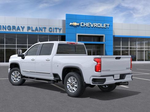 New 2026 Chevrolet Silverado 2500 High Country w/ Max Trailering Package AWD/4WD image 3