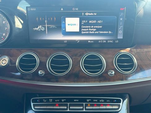 Used 2017 Mercedes-Benz E 300 4MATIC w/ Premium 1 Package image 23