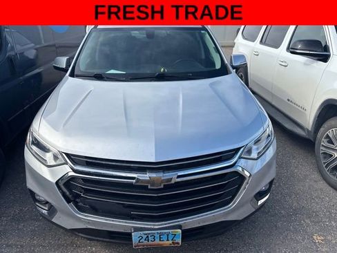 Used 2020 Chevrolet Traverse LT AWD/4WD image 2
