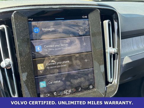 Certified 2025 Volvo XC40 B5 Plus image 18