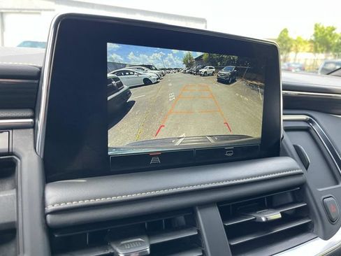 Used 2023 GMC Yukon SLT AWD/4WD image 39