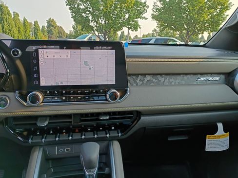 New 2026 Chevrolet Colorado ZR2 w/ Technology Package image 26