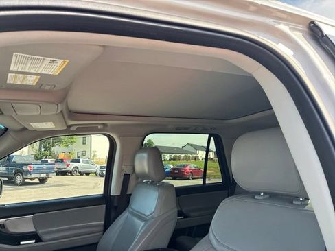 Used 2025 Ford Expedition Max Active RWD image 36