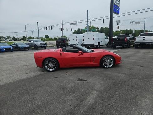 Used 2006 Chevrolet Corvette Convertible w/ Preferred Equipment Group RWD image 12