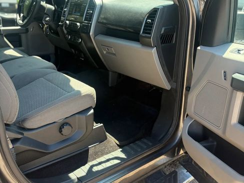 Used 2017 Ford F150 XLT RWD image 27