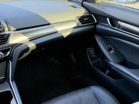 Used 2020 Honda Accord Sport image 16