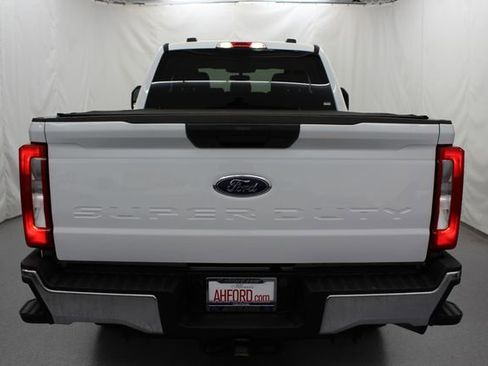 Used 2024 Ford F250 XLT w/ Snow Plow Prep Package AWD/4WD image 12
