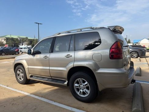Used 2004 Lexus GX 470 image 4