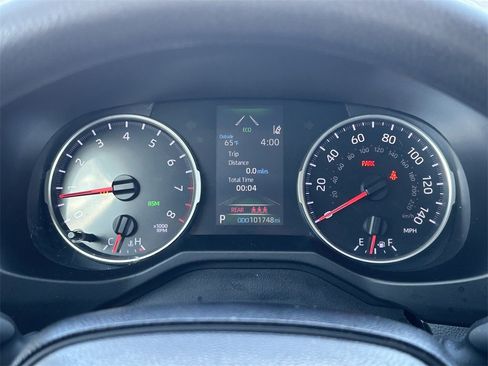 Used 2019 Toyota RAV4 XLE image 31