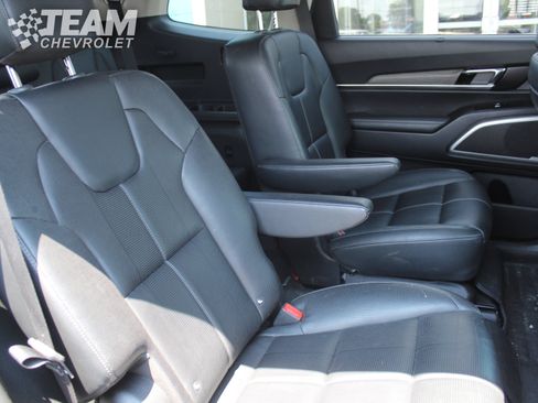 Used 2022 Kia Telluride EX w/ EX Premium Package AWD/4WD image 29