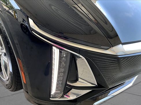 Used 2025 Cadillac Lyriq Luxury RWD image 27