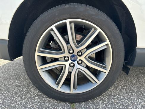 Used 2022 Ford Edge Titanium AWD/4WD image 27