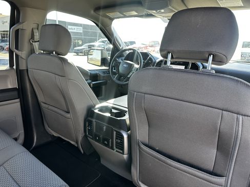 Used 2020 Ford F150 XLT w/ Equipment Group 302A Luxury AWD/4WD image 14