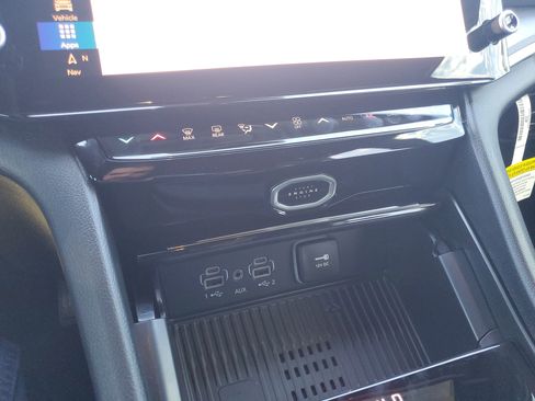 New 2026 Jeep Grand Cherokee Altitude image 17