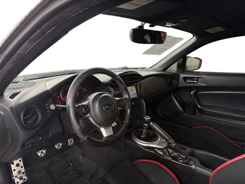 Used 2017 Subaru BRZ Premium w/ Popular Package #3 image 9