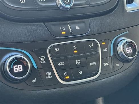 Used 2024 Chevrolet Malibu LT image 39