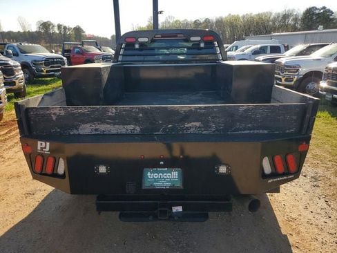 Used 2023 GMC Sierra 3500 Pro w/ Convenience Package image 12