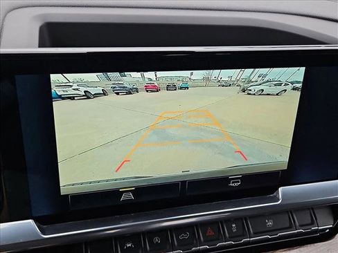 Used 2025 Chevrolet Silverado 1500 LT image 14