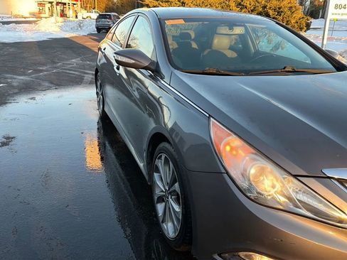 Used 2014 Hyundai Sonata SE image 12