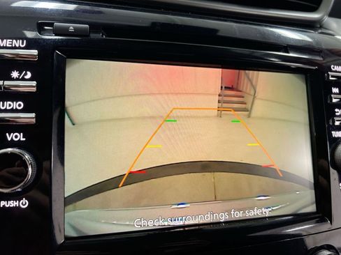 Used 2020 Nissan Murano SV w/ Cargo Package image 14