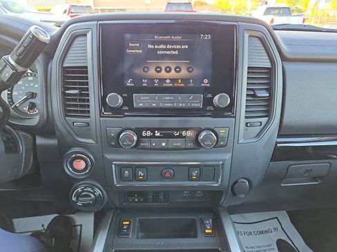 Used 2024 Nissan Titan SV w/ SV Convenience Package AWD/4WD image 24