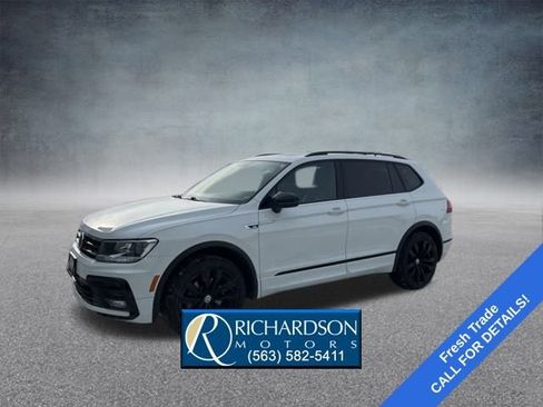 Used 2021 Volkswagen Tiguan SE R-Line image 1