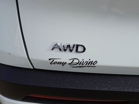 Used 2023 INFINITI QX60 Pure image 42