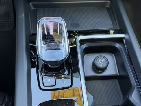 New 2026 Volvo XC60 B5 Ultra w/ Protection Package image 28