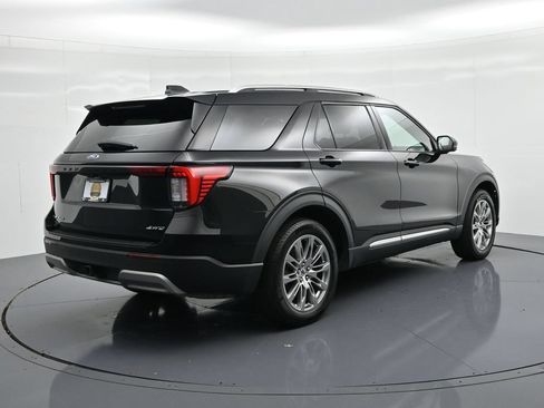 Certified 2026 Ford Explorer Platinum AWD/4WD image 6
