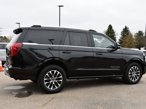 Used 2025 Ford Expedition Platinum AWD/4WD image 7