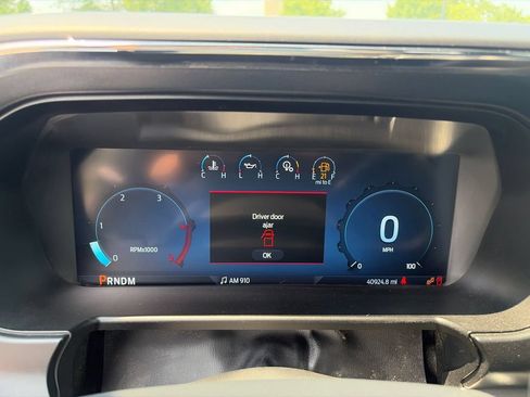Used 2023 Ford F250 XLT w/ XLT Premium Package AWD/4WD image 23