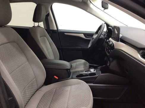 Used 2022 Ford Escape SE image 27