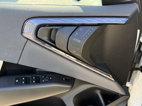 Used 2025 BMW X3 xDrive30i w/ Convenience Package image 20