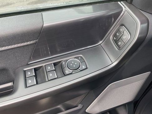 New 2025 Ford F150 Lariat w/ Equipment Group 502A High image 21