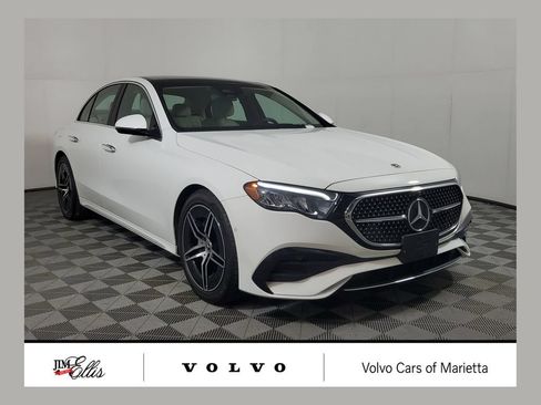 Used 2025 Mercedes-Benz E 350 4MATIC Sedan image 1