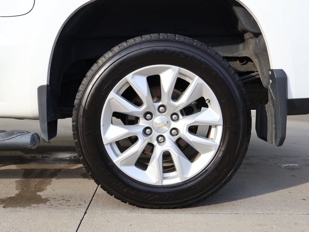 Certified 2022 Chevrolet Silverado 1500 Custom AWD/4WD image 38