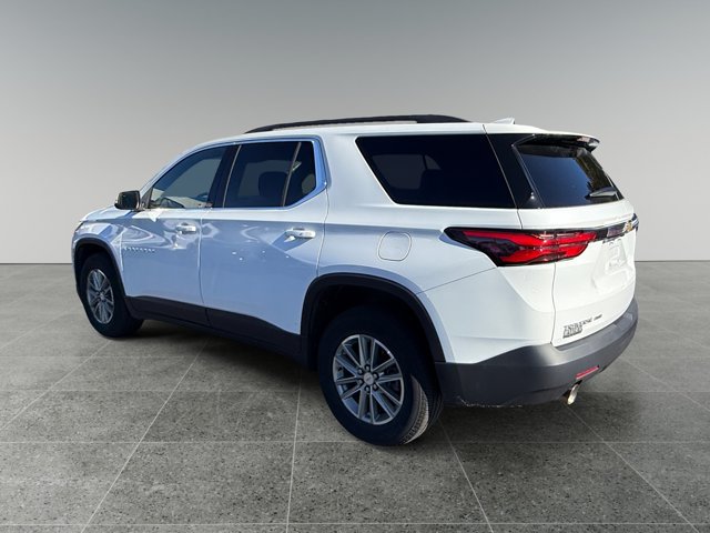 Used 2023 Chevrolet Traverse LT AWD/4WD image 3