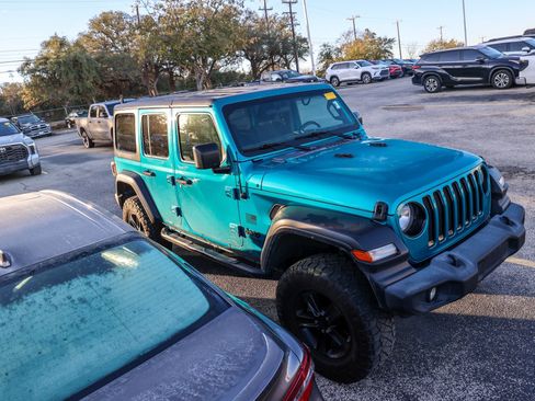 Used 2020 Jeep Wrangler Unlimited Sport image 6