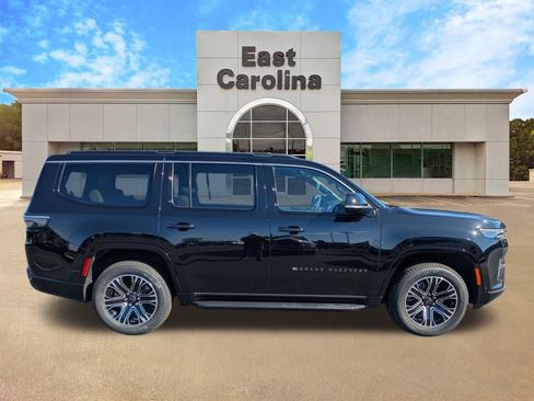 New 2026 Jeep Grand Wagoneer 2WD image 2