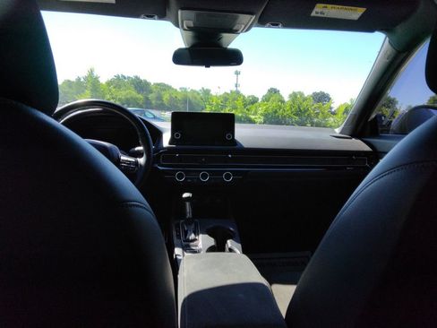 Used 2022 Honda Civic Sport image 18