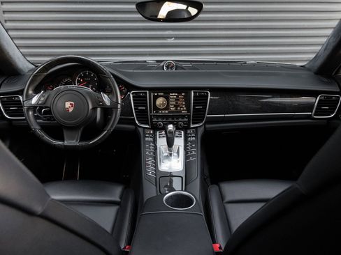 Certified 2014 Porsche Panamera Turbo S image 17