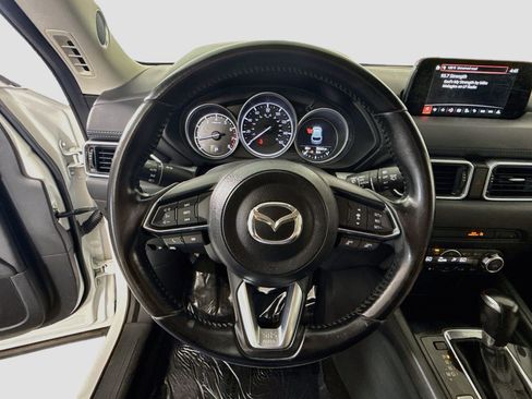 Used 2018 MAZDA CX-5 Touring w/ Preferred Equipment Package FWD image 13