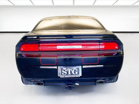 Used 2014 Dodge Challenger R/T w/ Blacktop Package image 5