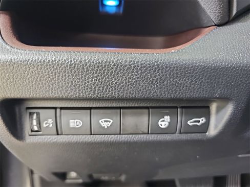 Used 2020 Toyota RAV4 Limited image 33