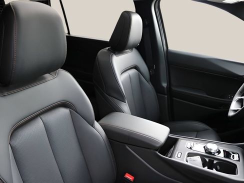 New 2026 Jeep Cherokee Limited AWD/4WD image 21