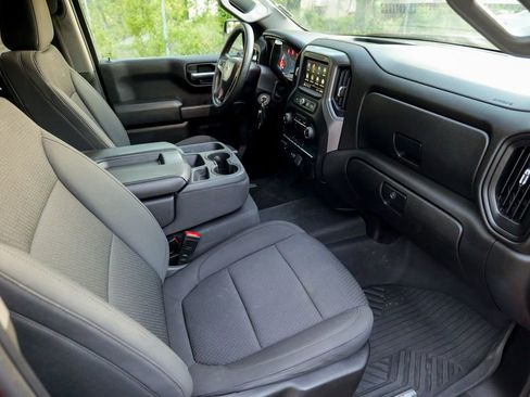 Used 2021 Chevrolet Silverado 1500 Custom Trail Boss AWD/4WD image 36