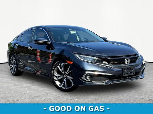 Used 2019 Honda Civic Touring image 3