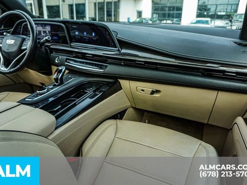 Used 2023 Cadillac Escalade Premium Luxury w/ Performance Package AWD/4WD image 28