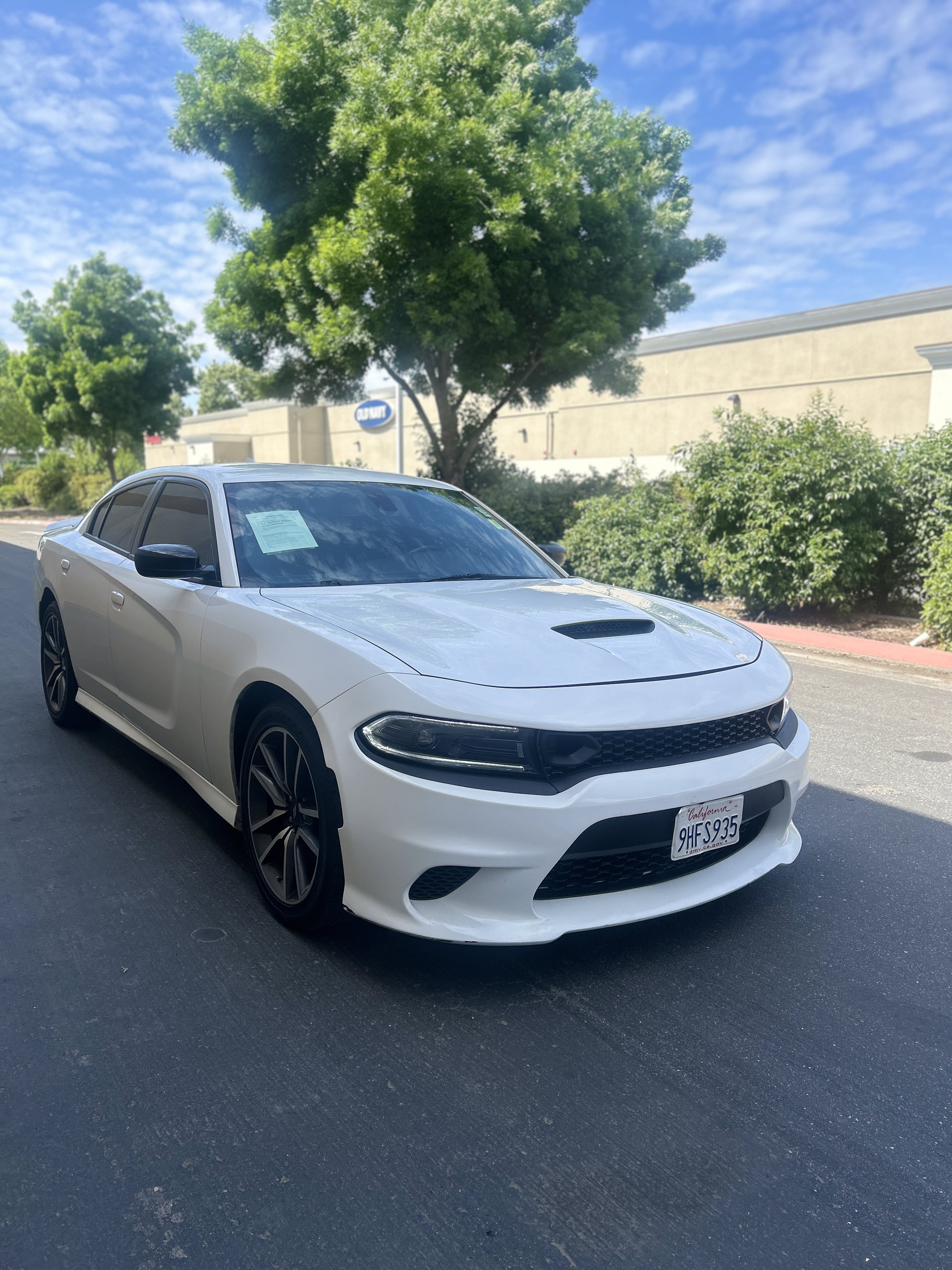 Used 2023 Dodge Charger R/T w/ Navigation & Travel Group RWD image 4