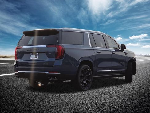 New 2026 GMC Yukon XL Denali w/ Denali Reserve Package AWD/4WD image 18
